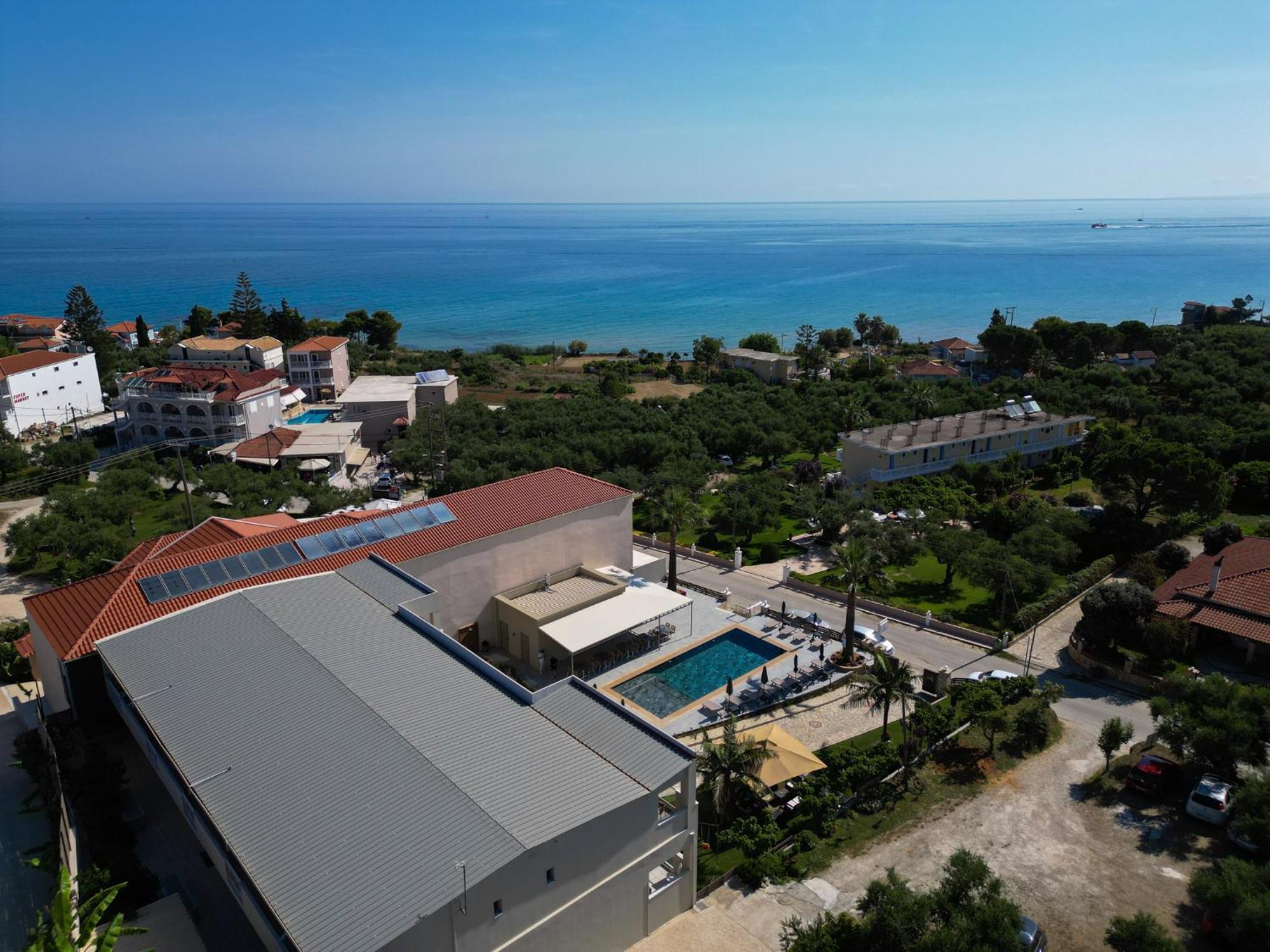 Remezzo Studios & Apartments Amoudi Buitenkant foto