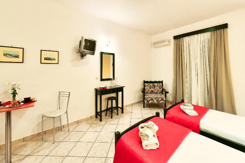 Remezzo Studios & Apartments Amoudi Buitenkant foto